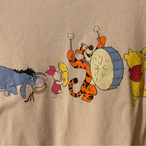Disney Women’s Cream T-Shirt with Winnie the Pooh Characters XL - Picture 3 of 4